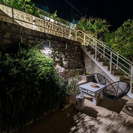 Cosy Loft W Private Pool & Patio Διαμέρισμα Ντουμπρόβνικ Εξωτερικό φωτογραφία