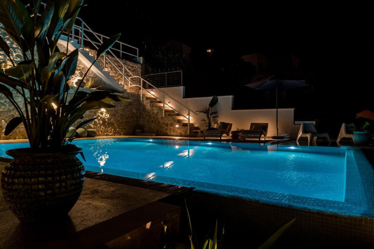 Cosy Loft W Private Pool & Patio Διαμέρισμα Ντουμπρόβνικ Εξωτερικό φωτογραφία