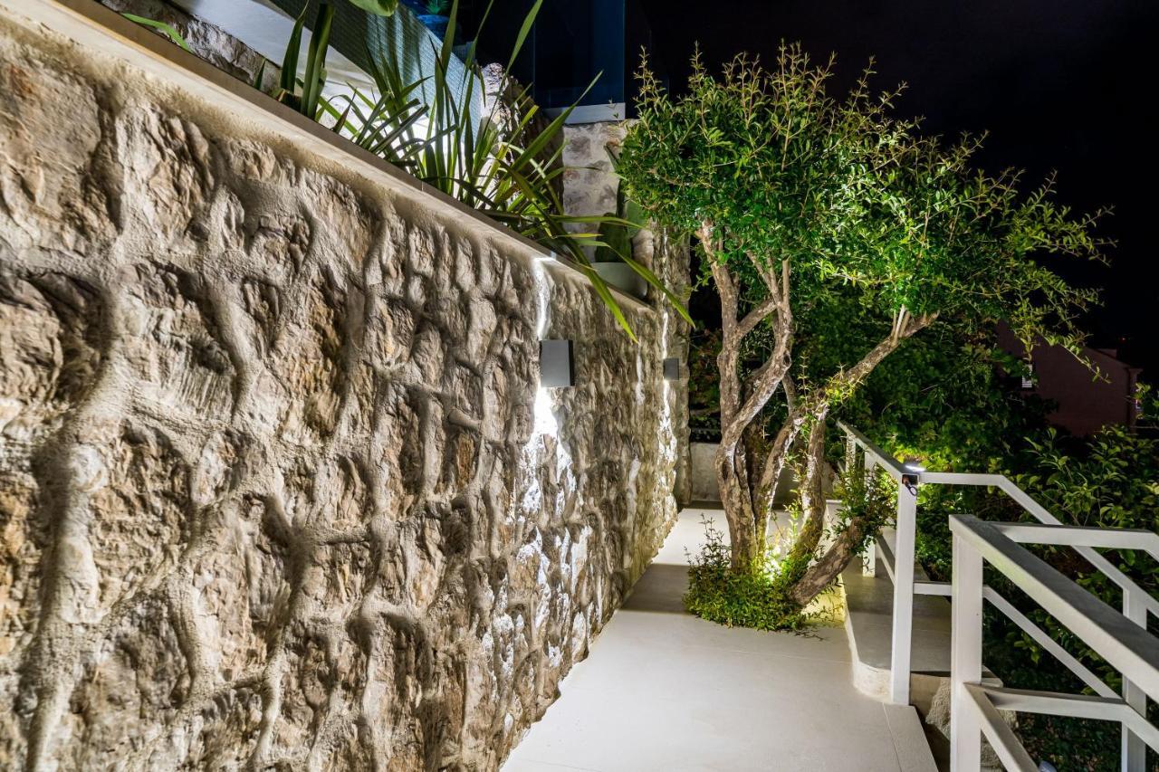 Cosy Loft W Private Pool & Patio Διαμέρισμα Ντουμπρόβνικ Εξωτερικό φωτογραφία